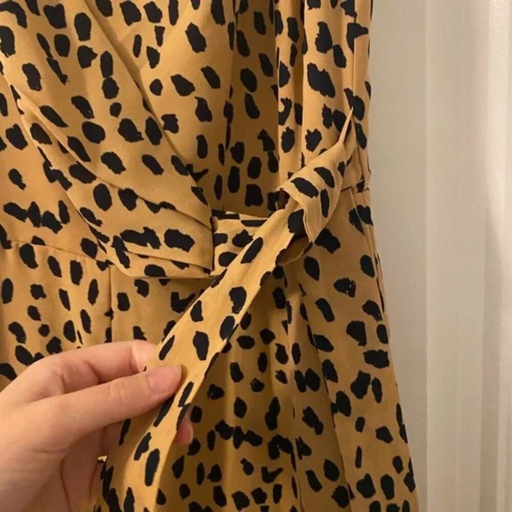 FLASH SALE! 🐆 Cheetah Print Jumpsuit! - Picture 5 of 11